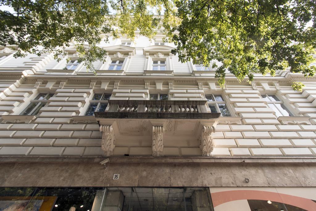 Luxury Apartment By Hi5 -Andrassy Suite 부다페스트 외부 사진